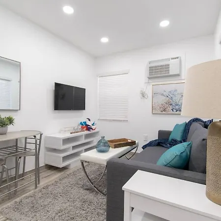 Chick & Fashionable 1 Bedroom Apt Beach Unit # 4 Hollywood Esterno foto